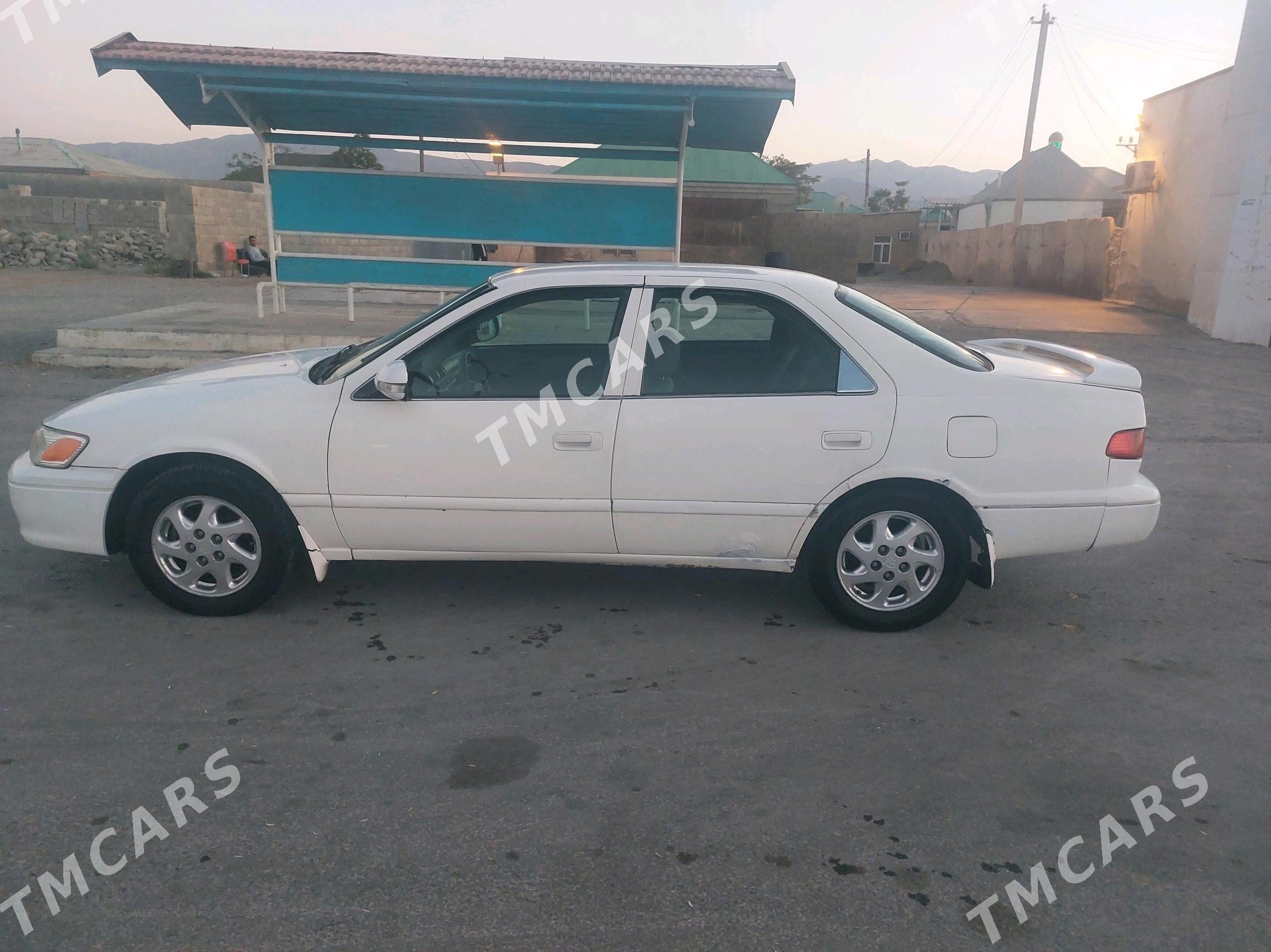 Toyota Camry 1999 - 140 000 TMT - Бахарден - img 2