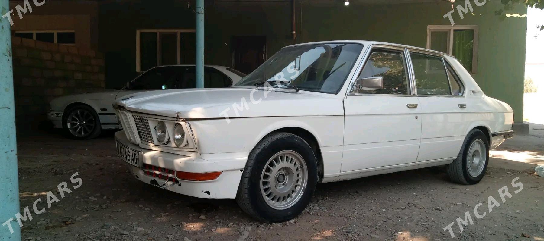 BMW 525 1982 - 10 000 TMT - Яшлык - img 2