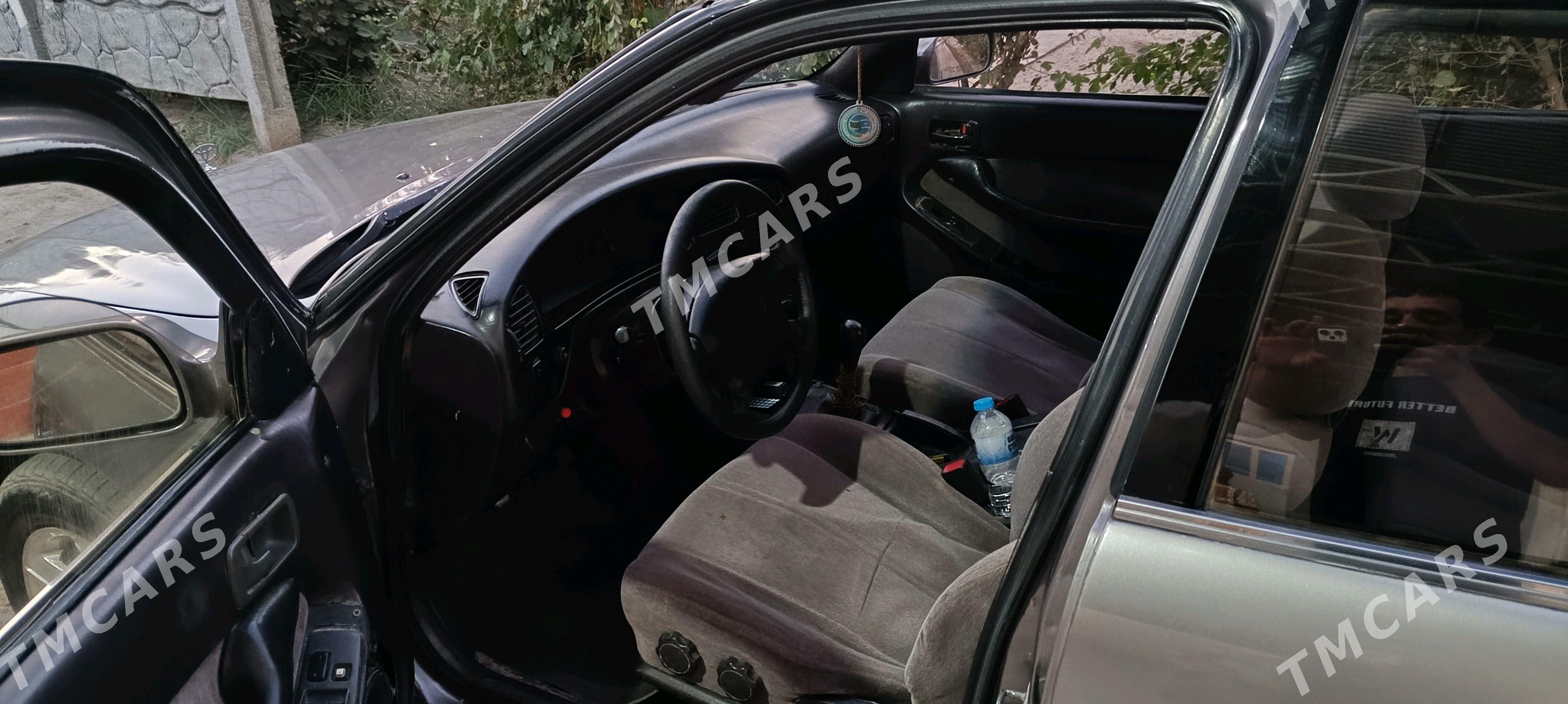 Toyota Camry 1992 - 65 000 TMT - Mary - img 3