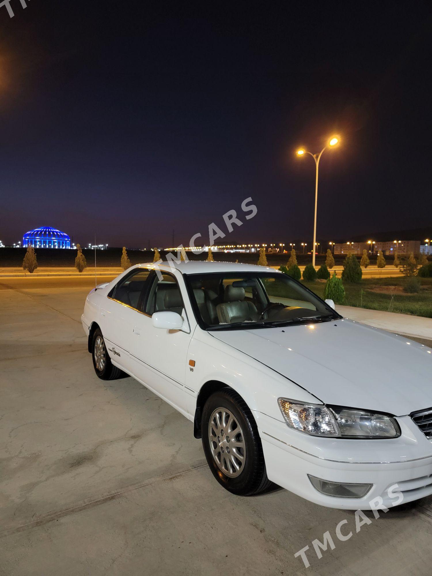 Toyota Camry 1998 - 140 000 TMT - Балканабат - img 3