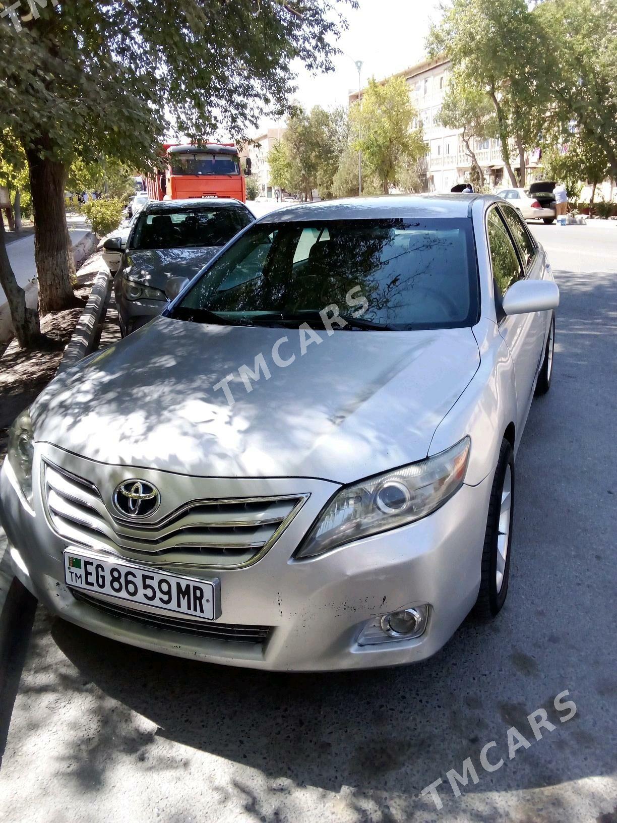 Toyota Camry 2011 - 170 000 TMT - Мары - img 3