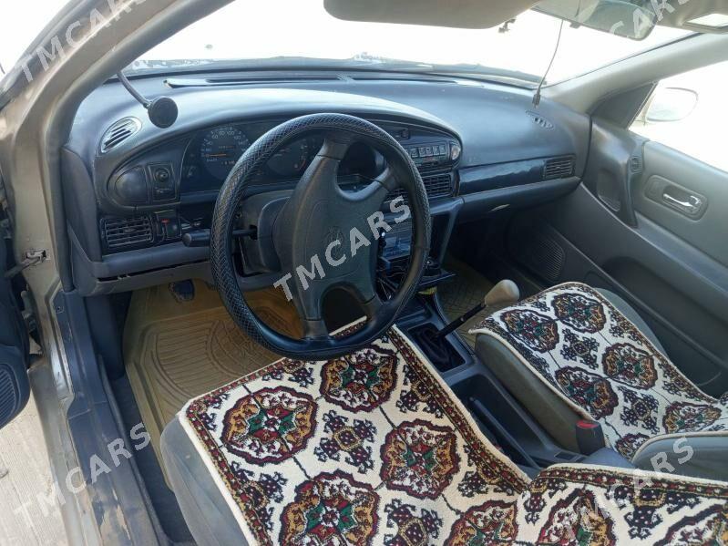 Nissan Bluebird 1997 - 42 000 TMT - Гарабекевюл - img 2