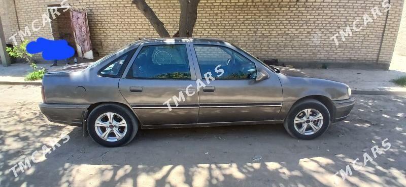 Opel Vectra 1991 - 27 000 TMT - Saýat - img 5