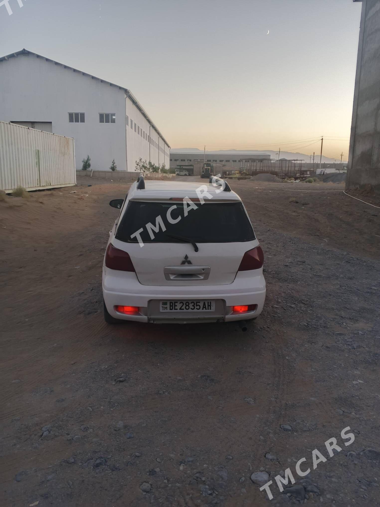 Mitsubishi Outlander 2006 - 75 000 TMT - Aşgabat - img 3