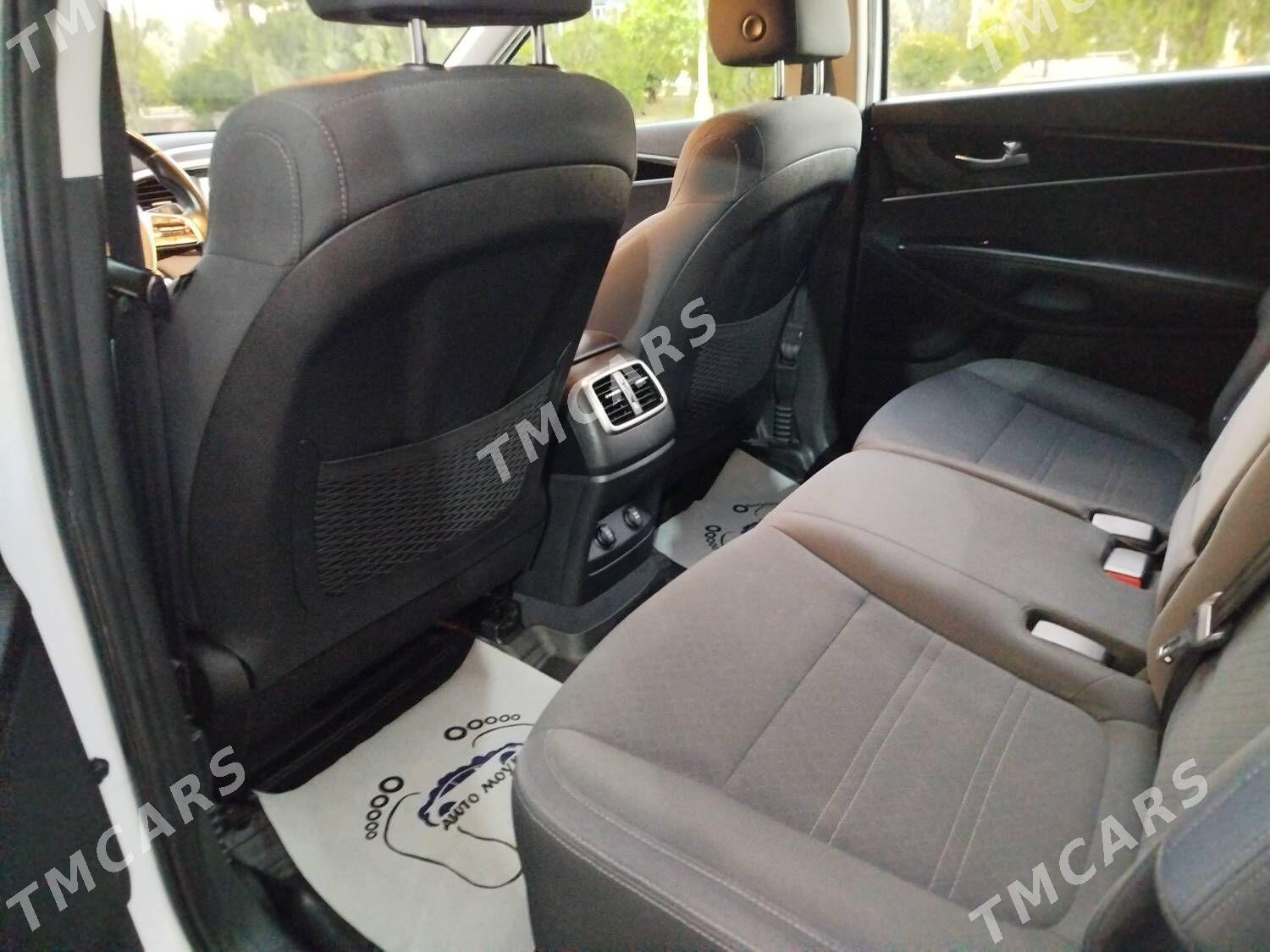Kia Sorento 2019 - 293 000 TMT - Aşgabat - img 4
