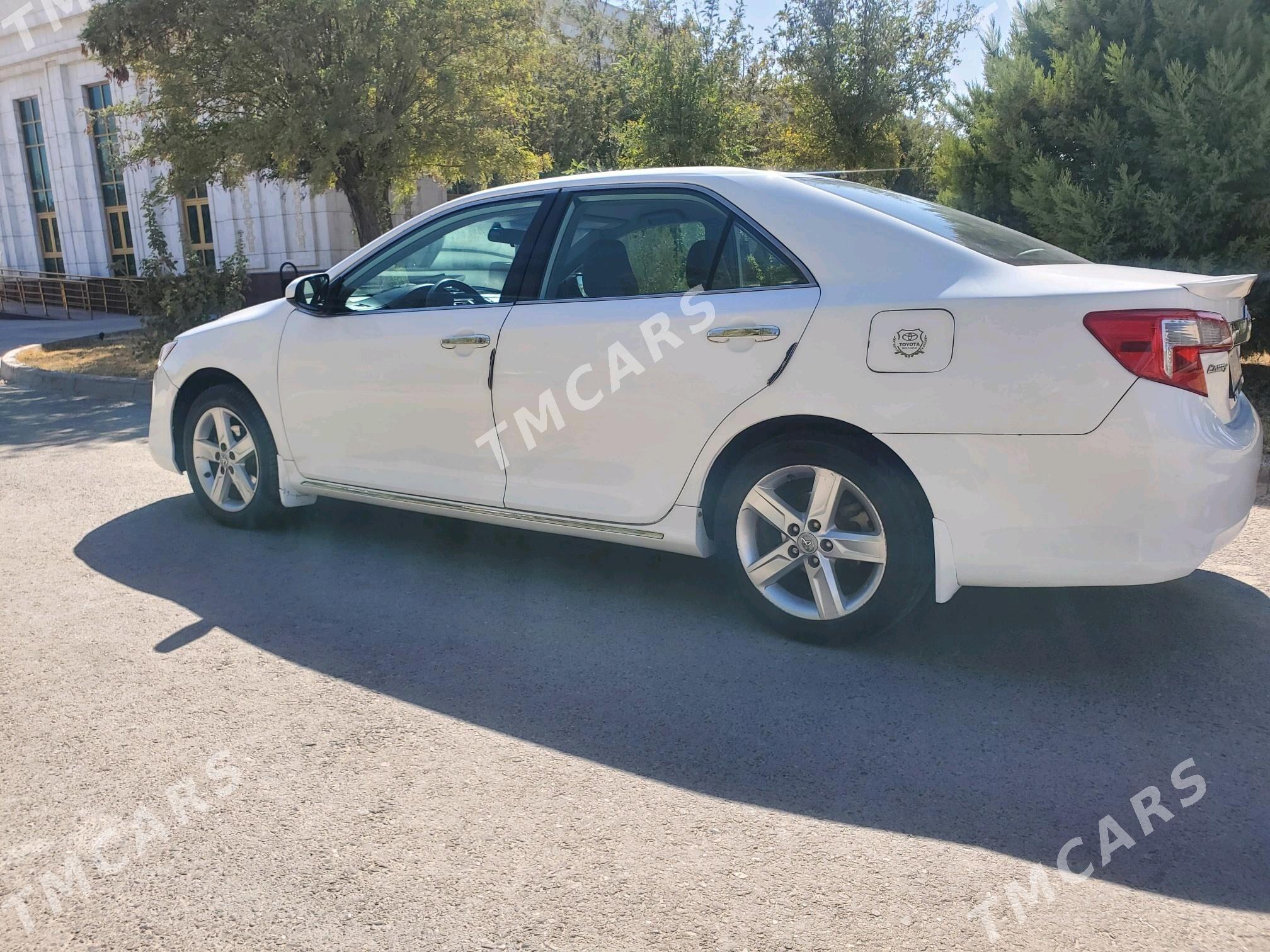 Toyota Camry 2012 - 190 000 TMT - Wekilbazar - img 4