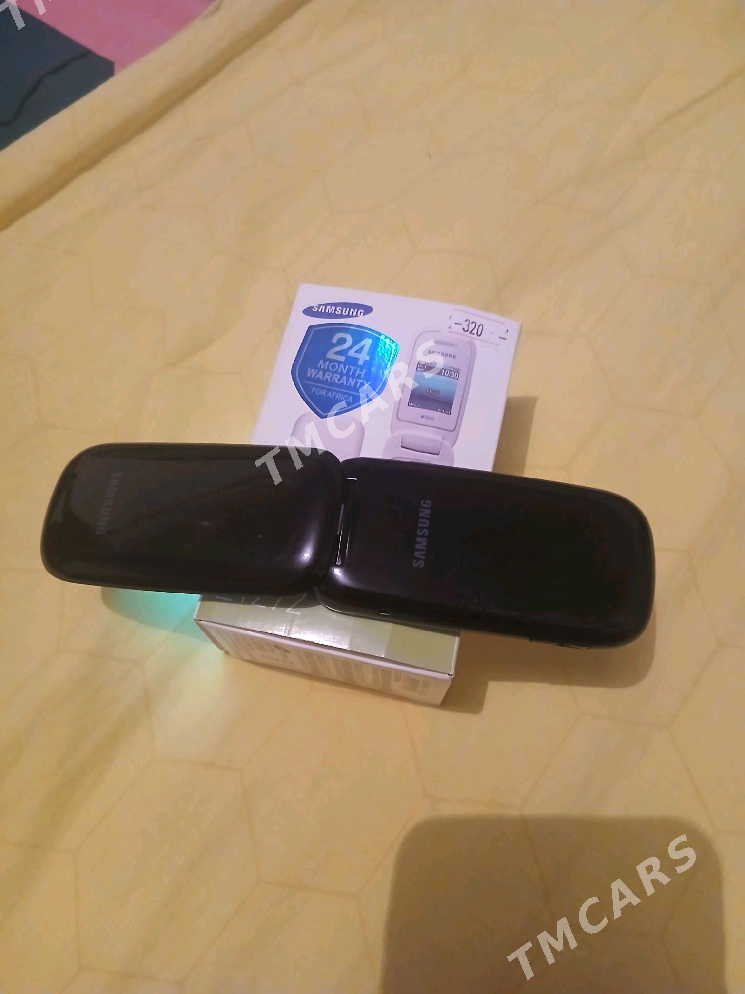 samsung e 12 72 - Балканабат - img 2
