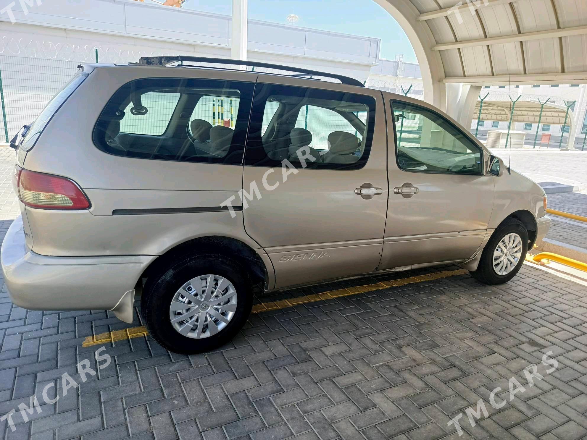 Toyota Sienna 2002 - 140 000 TMT - Туркменбаши - img 4