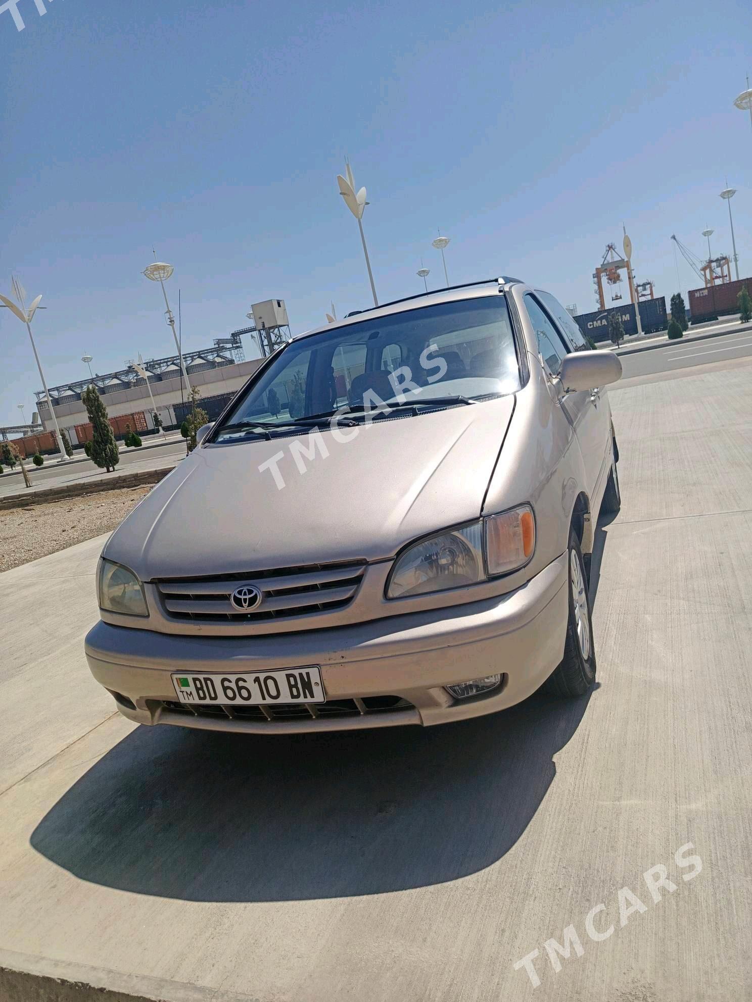Toyota Sienna 2002 - 140 000 TMT - Туркменбаши - img 2