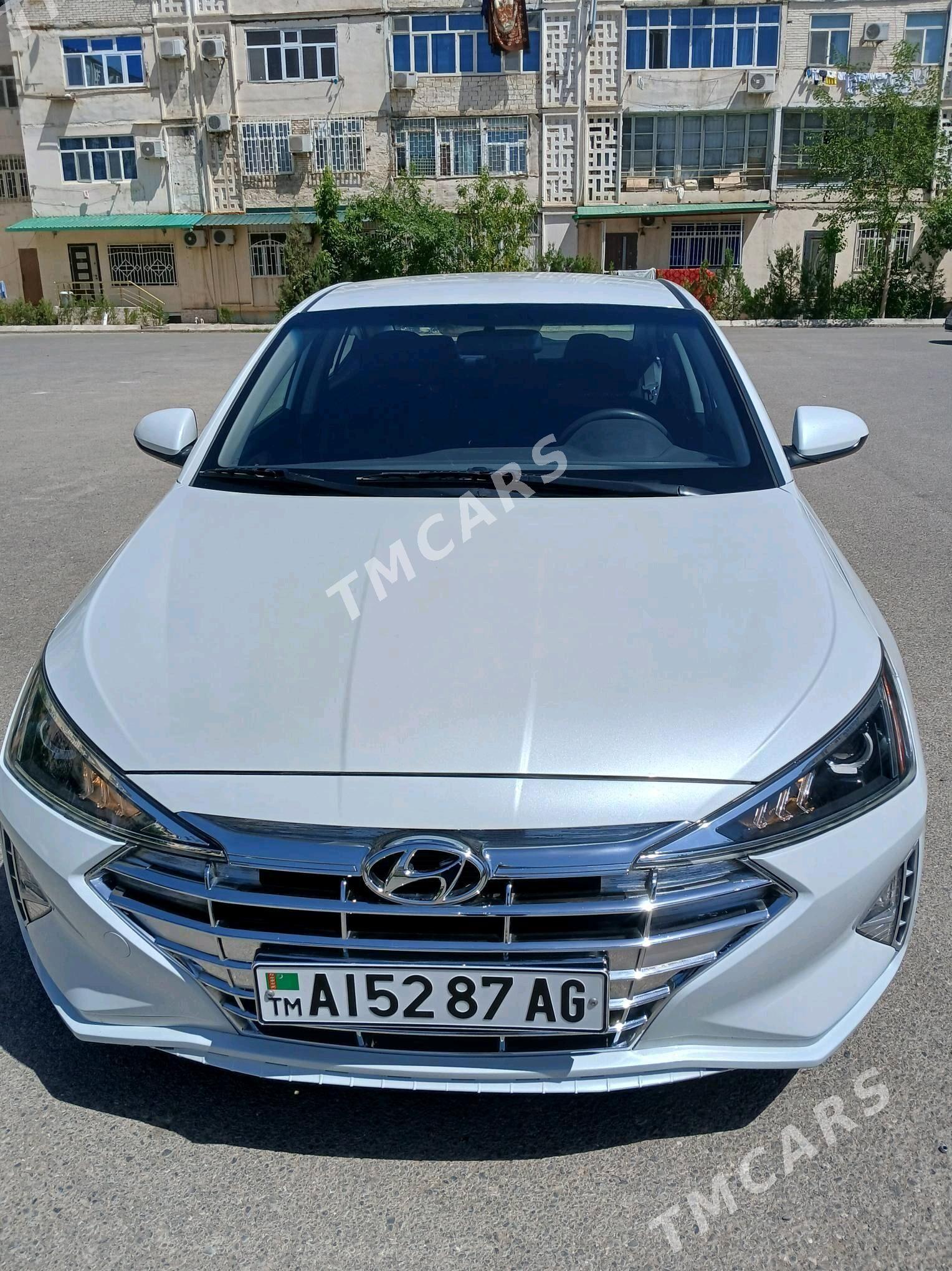 Hyundai Elantra 2019 - 190 000 TMT - Aşgabat - img 4