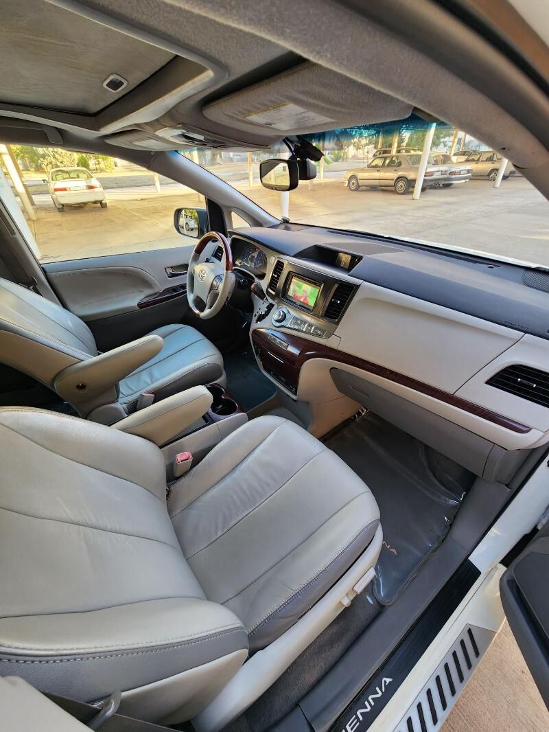 Toyota Sienna 2011 - 325 000 TMT - Ашхабад - img 7