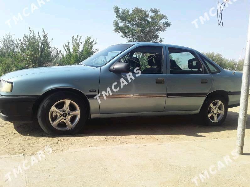 Opel Vectra 1992 - 23 000 TMT - Мургап - img 4