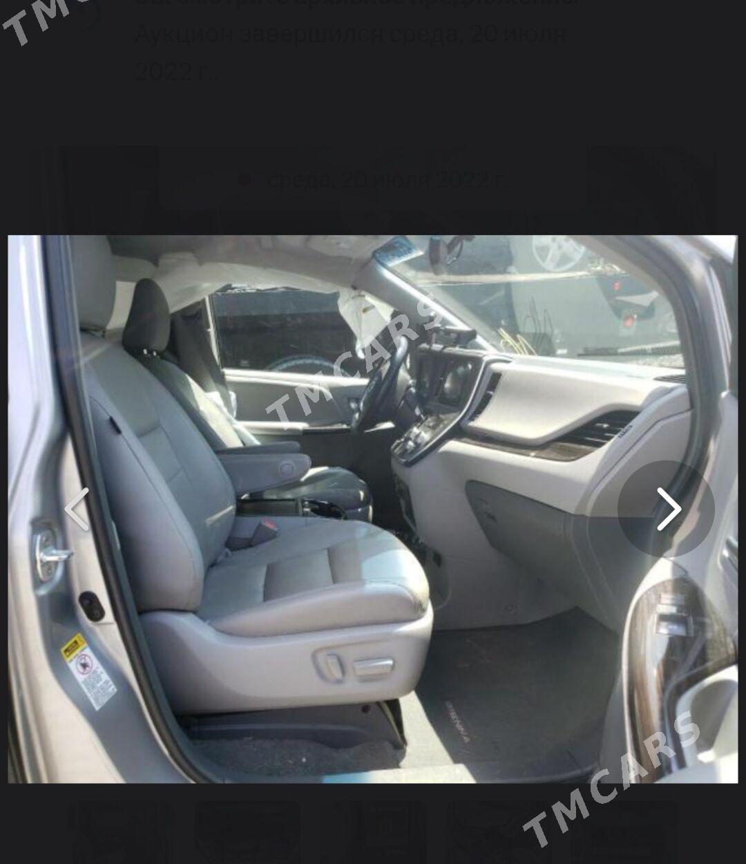 Toyota Sienna 2017 - 385 000 TMT - Ашхабад - img 3