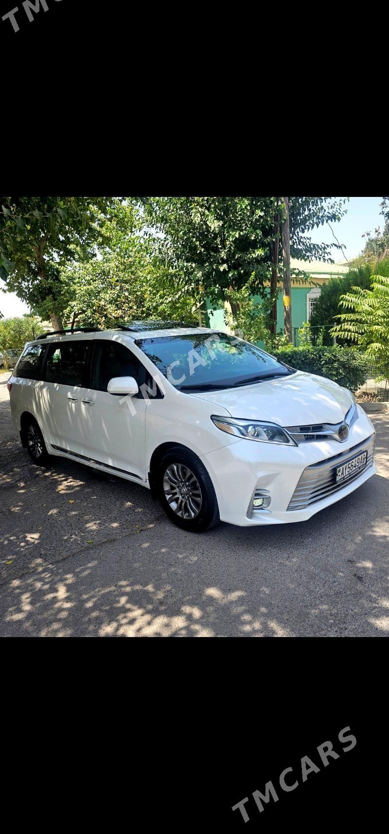 Toyota Sienna 2017 - 385 000 TMT - Ашхабад - img 9