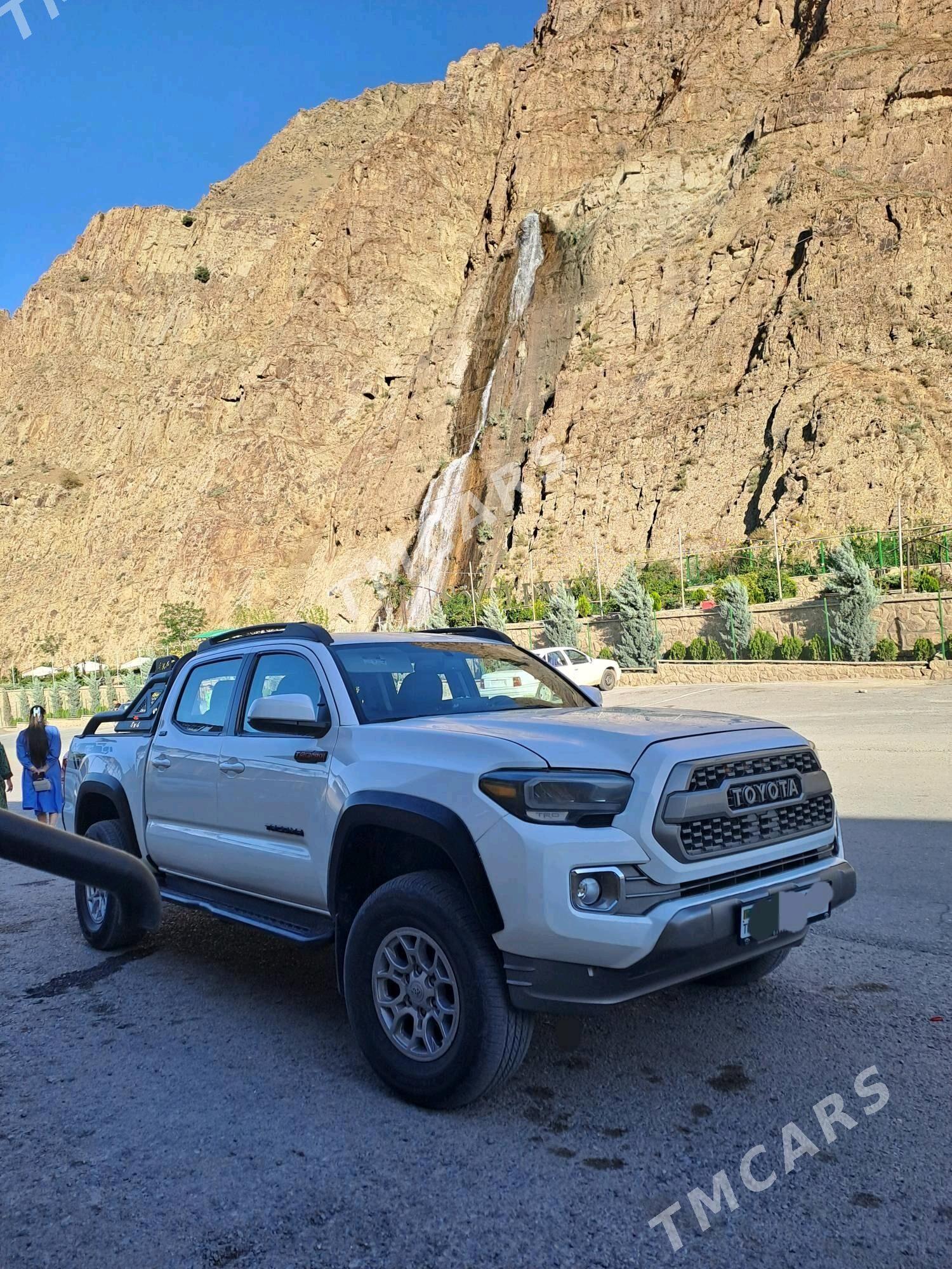 Toyota Tacoma 2022 - 480 000 TMT - етр. Туркменбаши - img 4