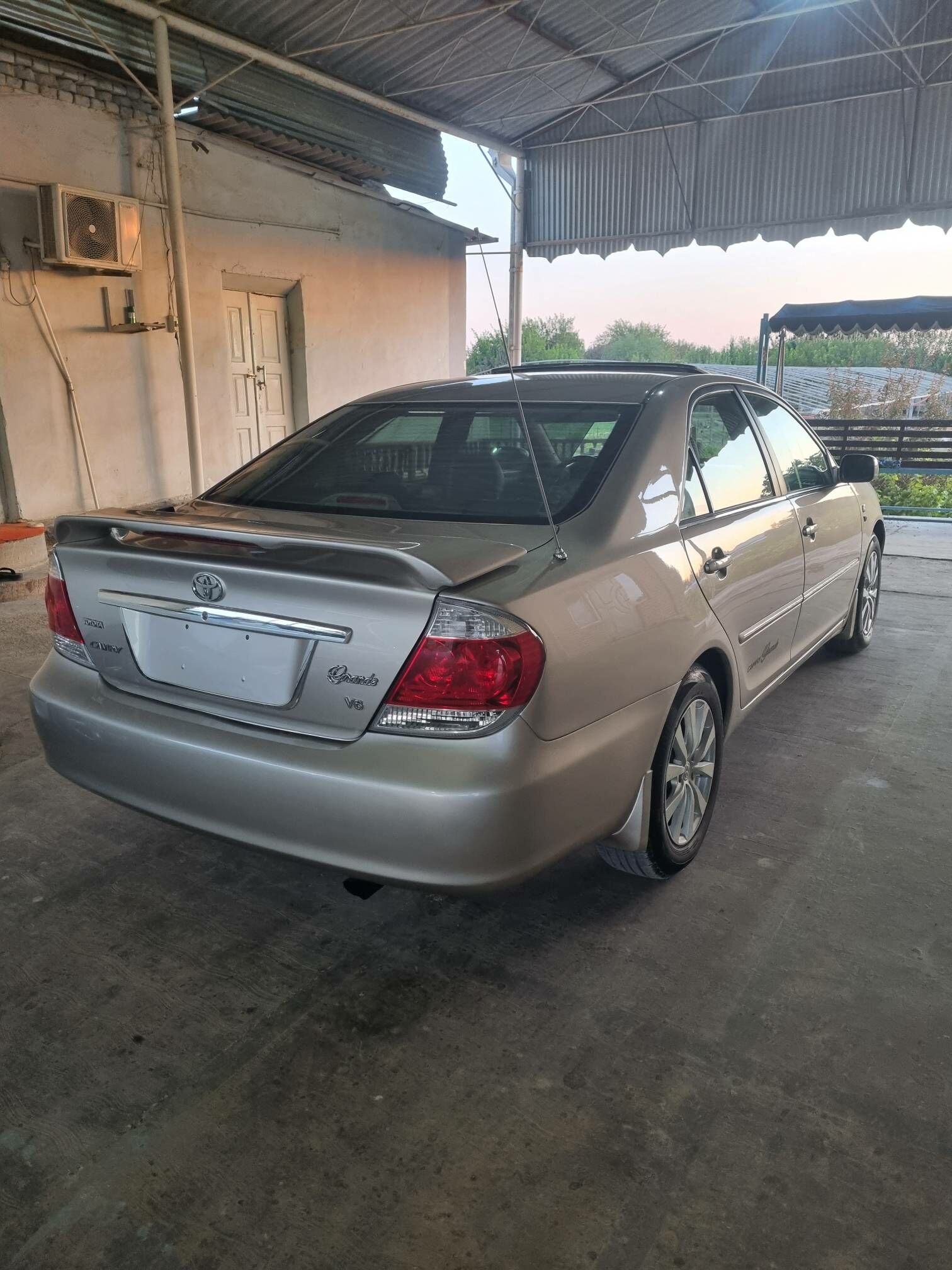 Toyota Camry 2004 - 190 000 TMT - Мары - img 3