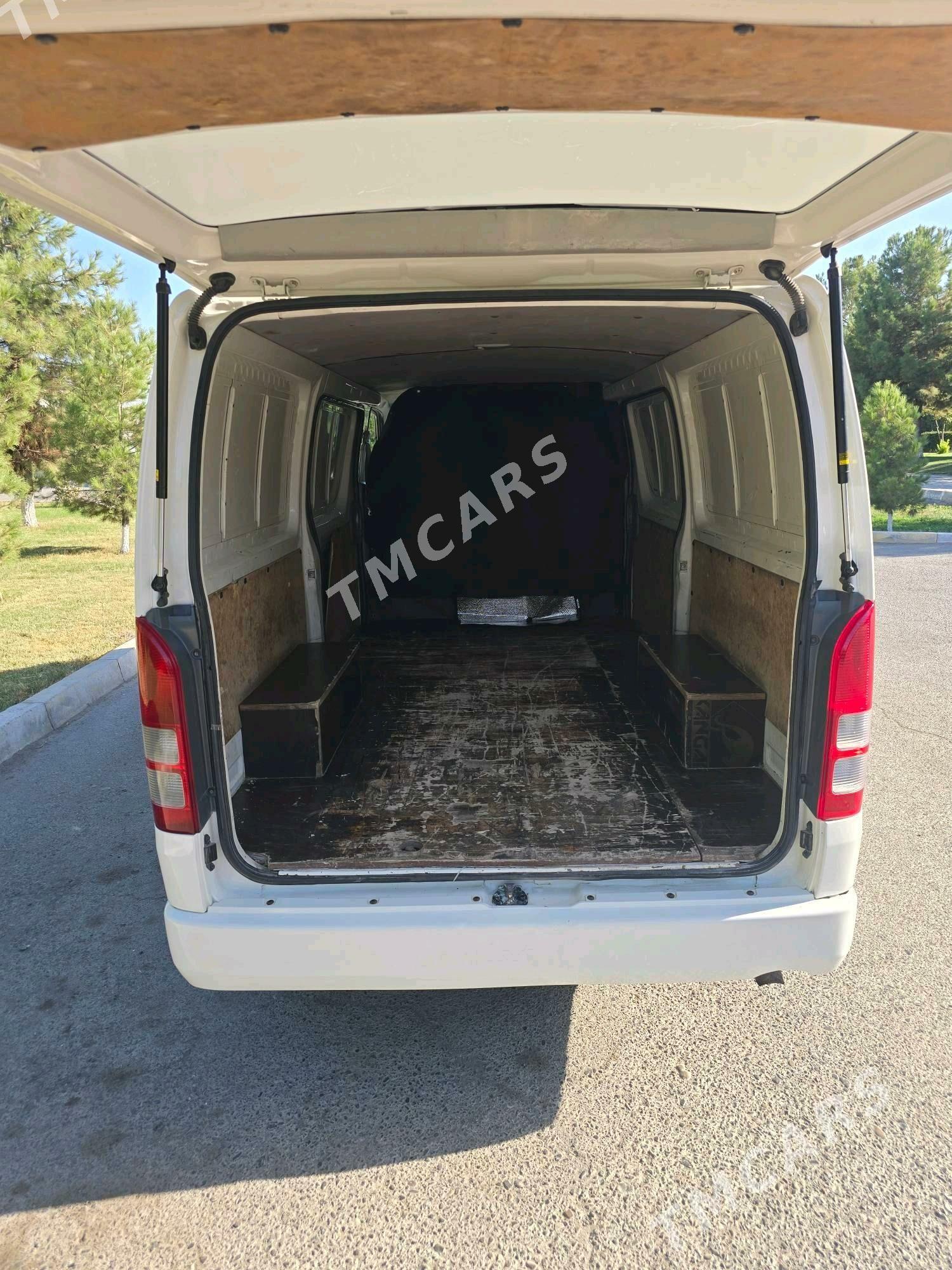 Toyota Hiace 2010 - 300 000 TMT - Туркменабат - img 6