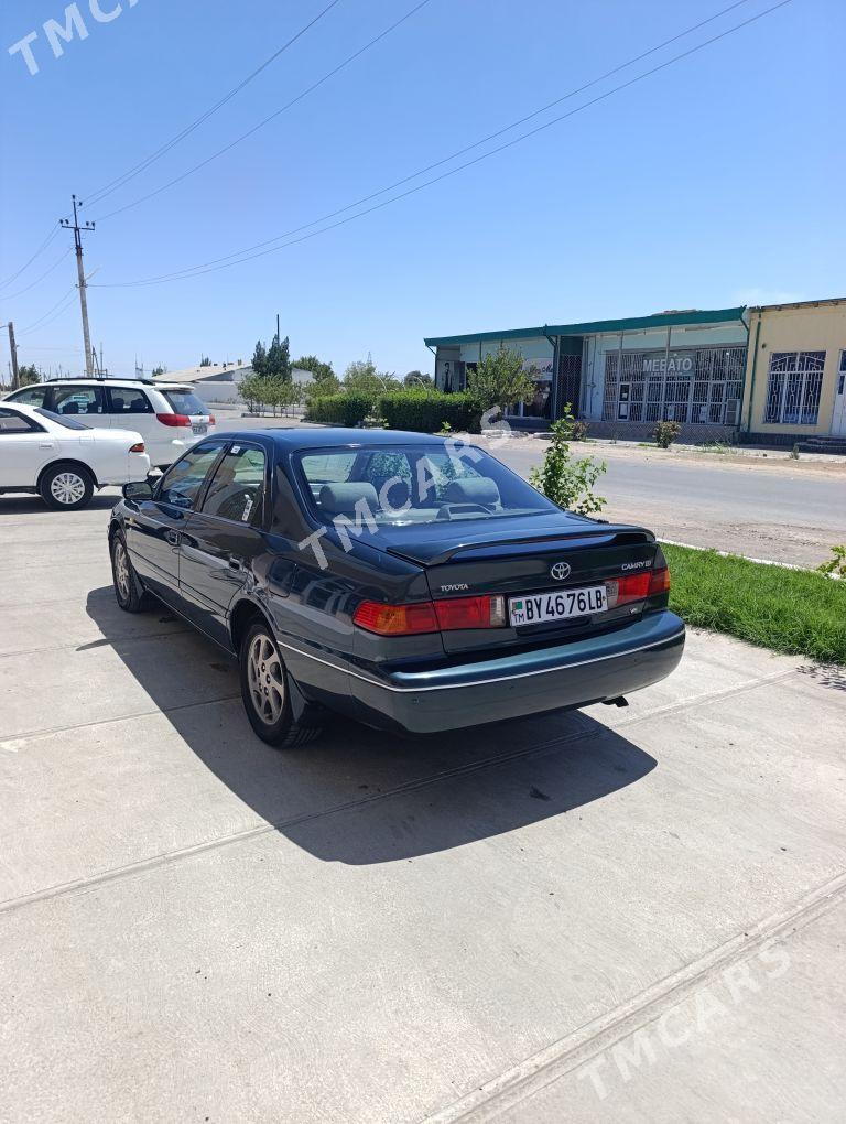 Toyota Camry 1999 - 135 000 TMT - Халач - img 2