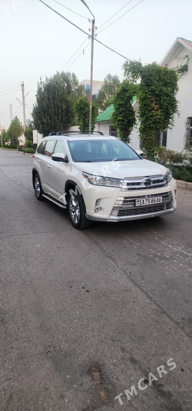 Toyota Highlander 2019 - 520 000 TMT - Кëши - img 6
