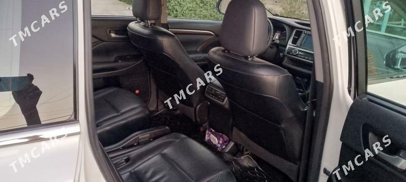 Toyota Highlander 2016 - 390 000 TMT - Podwoýski köç. (Bitarap Türkmenistan şaýoly) - img 4