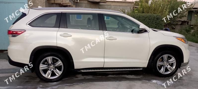Toyota Highlander 2016 - 390 000 TMT - Podwoýski köç. (Bitarap Türkmenistan şaýoly) - img 5