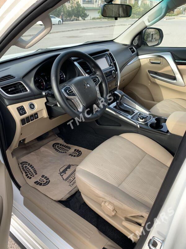 Mitsubishi Montero Sport 2019 - 385 000 TMT - Ашхабад - img 4