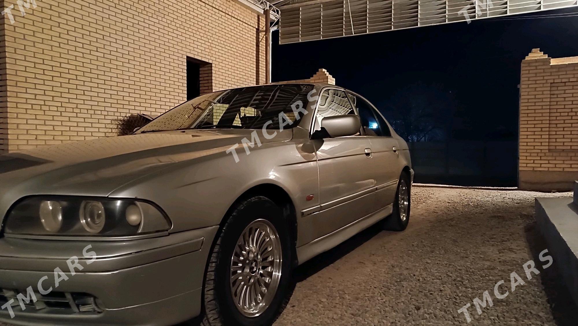 BMW E39 2000 - 86 000 TMT - Мары - img 6
