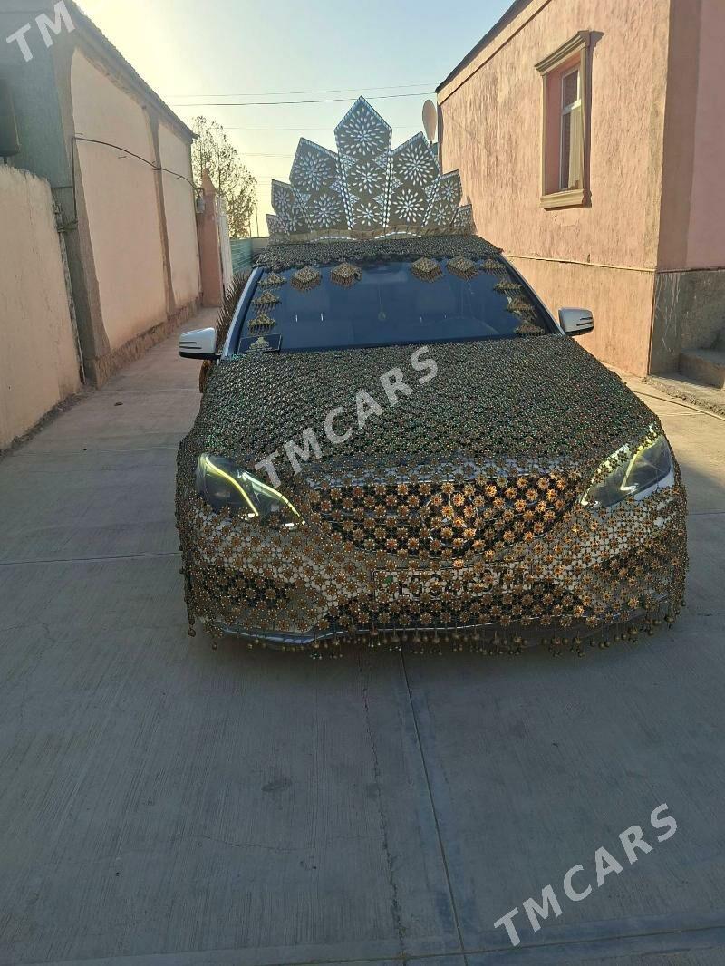 Mercedes-Benz E350 2010 - 300 000 TMT - Бузмеин ГРЭС - img 8