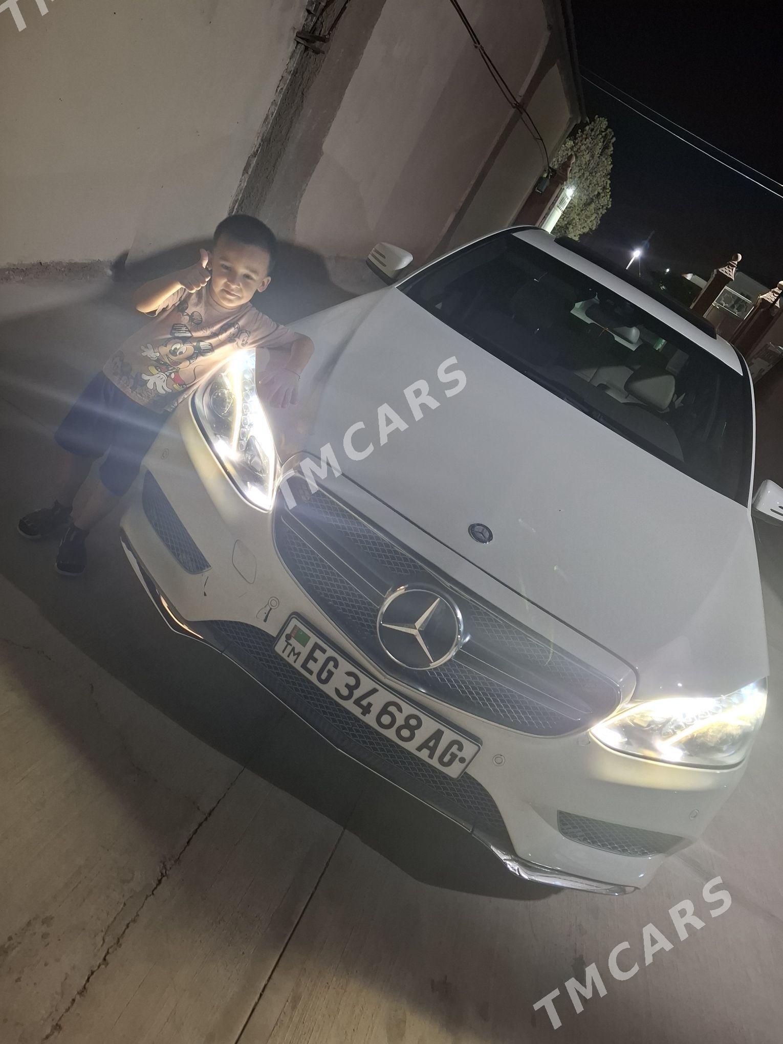 Mercedes-Benz E350 2010 - 300 000 TMT - Бузмеин ГРЭС - img 2