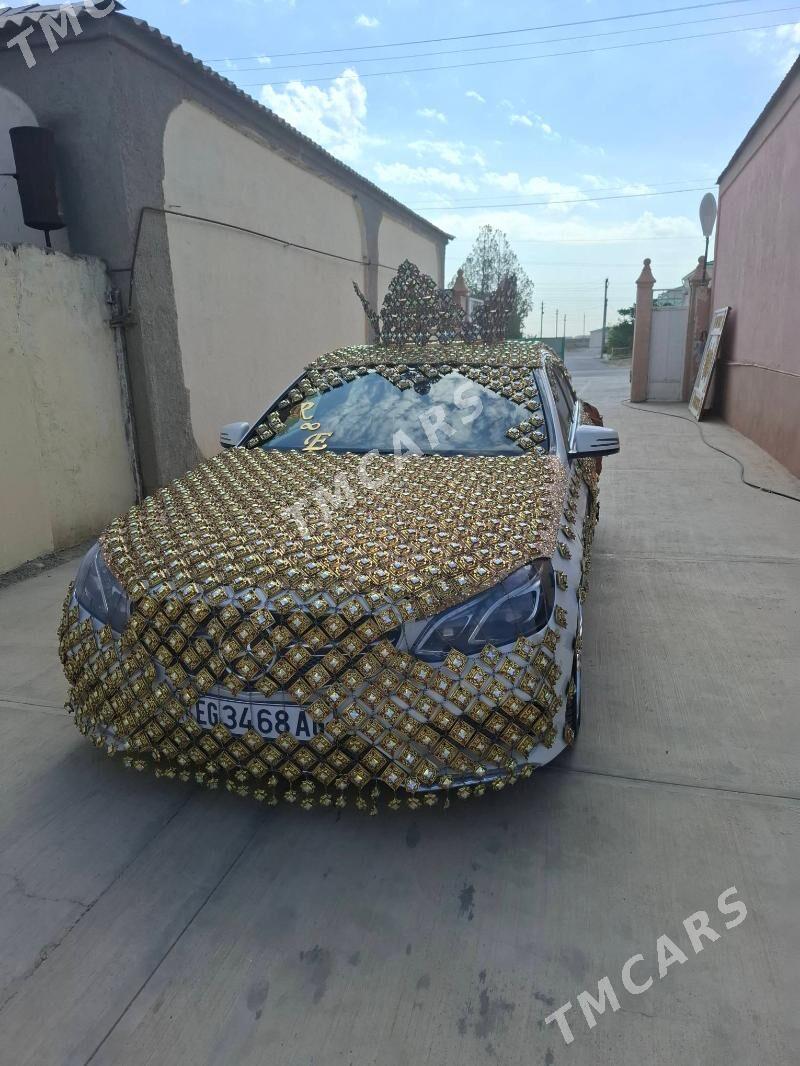 Mercedes-Benz E350 2010 - 300 000 TMT - Бузмеин ГРЭС - img 5