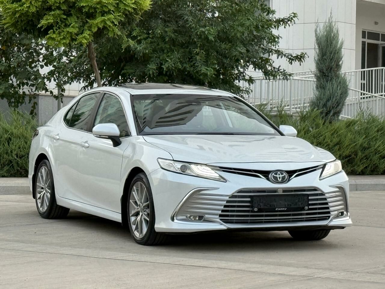 Toyota Camry 2022 - 323 000 TMT - Aşgabat - img 3