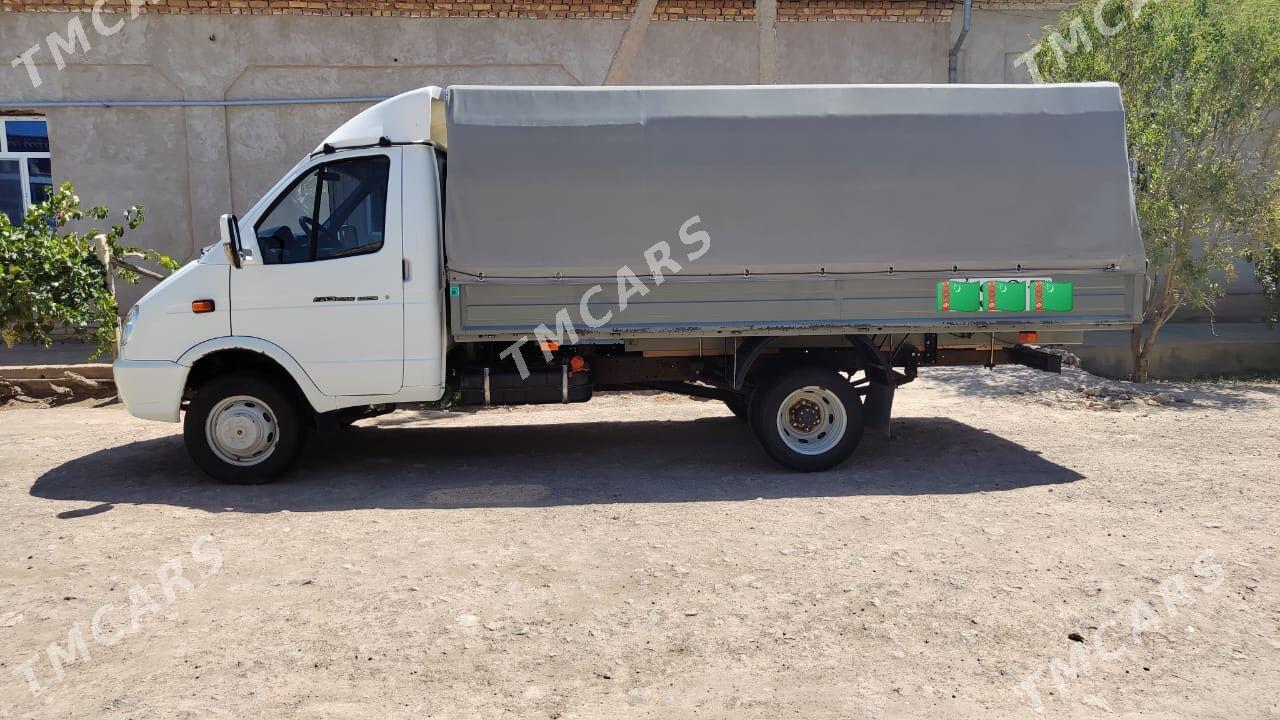 Gaz Gazel 2016 - 250 000 TMT - Mary - img 4