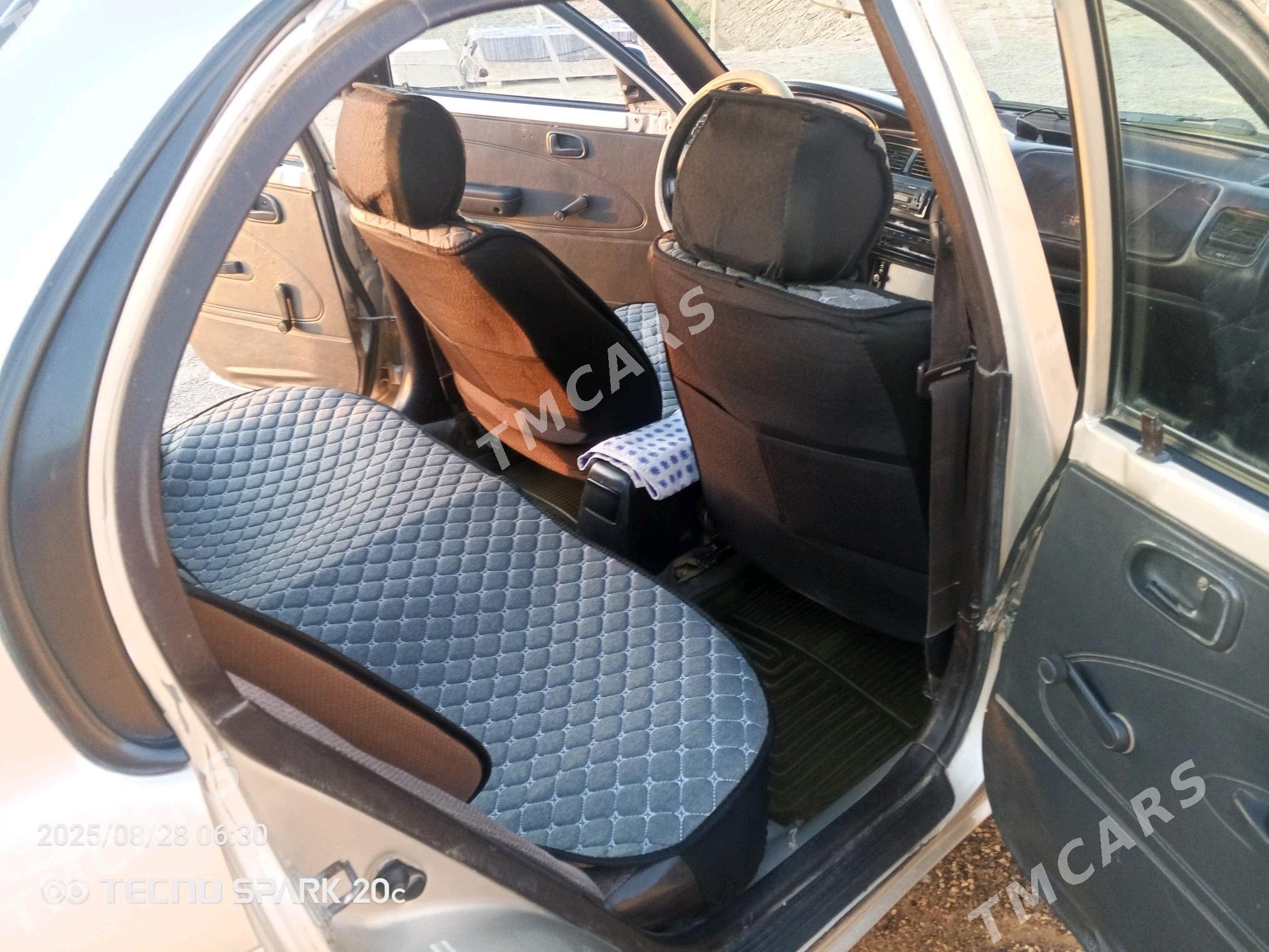 Toyota Corolla 1994 - 60 000 TMT - Мары - img 9