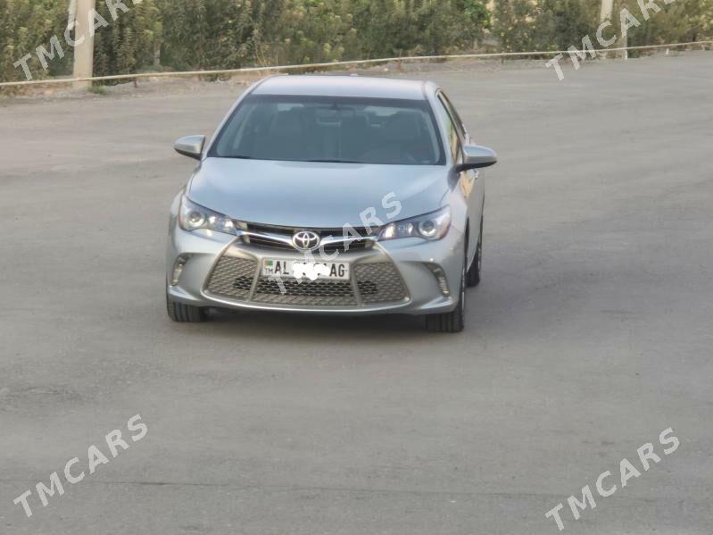 Toyota Camry 2017 - 265 000 TMT - Бузмеин - img 4