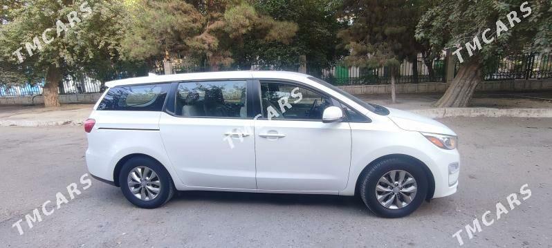 Kia Sedona 2019 - 330 000 TMT - 30 мкр - img 2