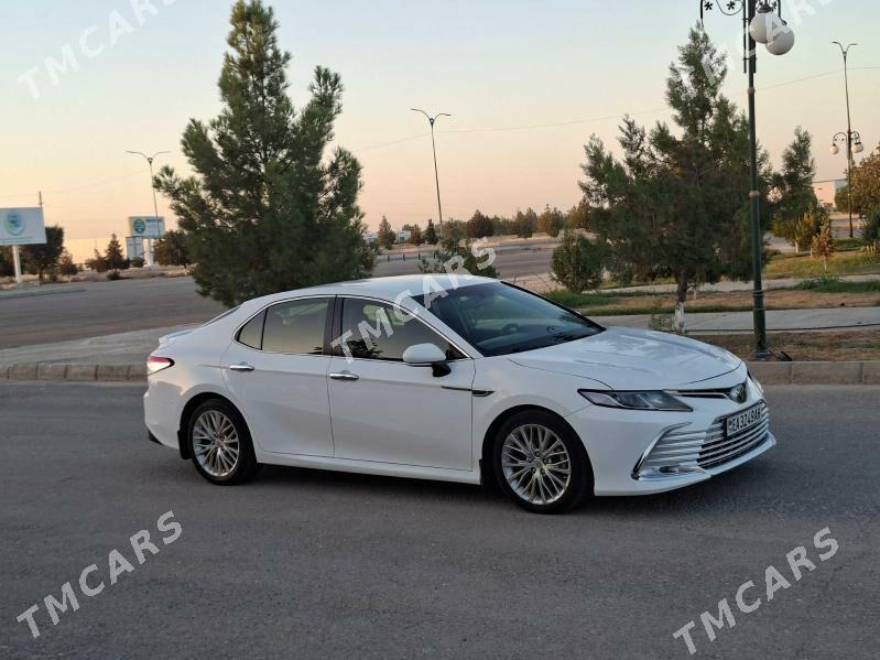 Toyota Camry 2018 - 290 000 TMT - Bäherden - img 4