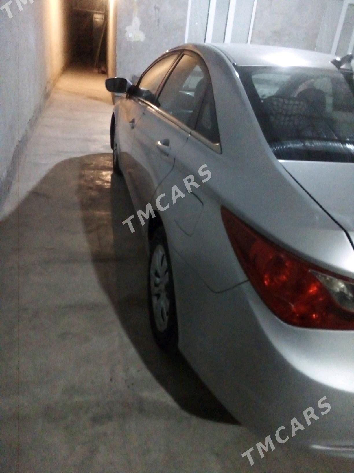 Hyundai Sonata 2010 - 125 000 TMT - Türkmenabat - img 7