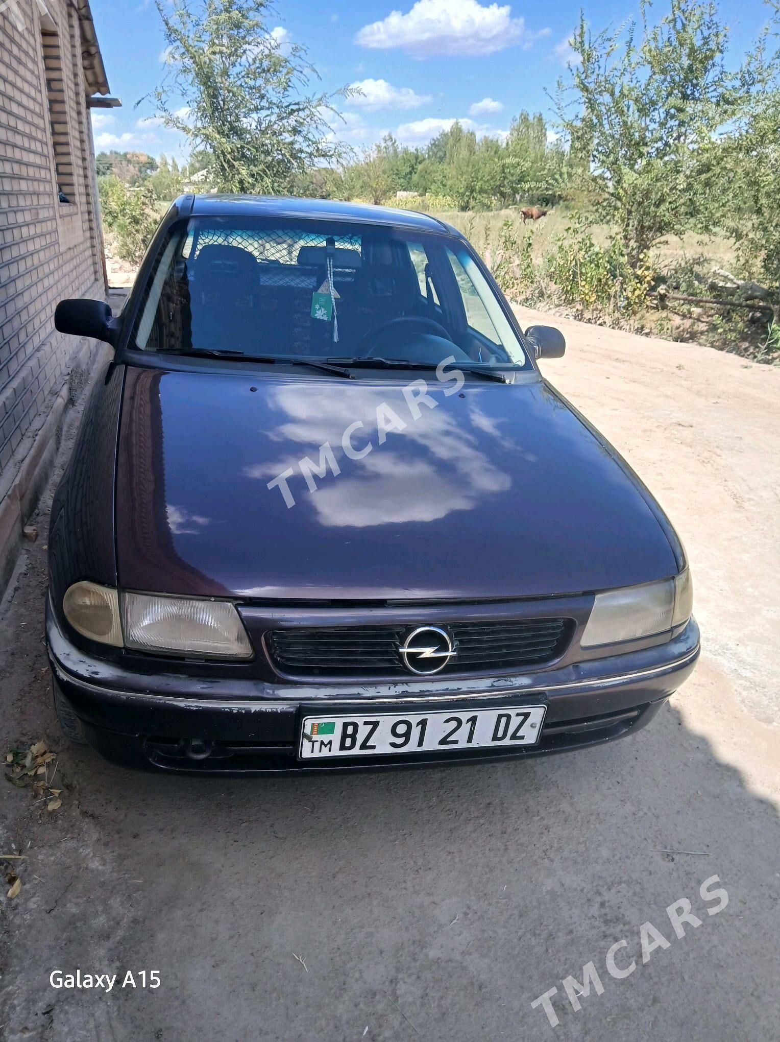 Opel Astra 1996 - 38 000 TMT - Болдумсаз - img 1