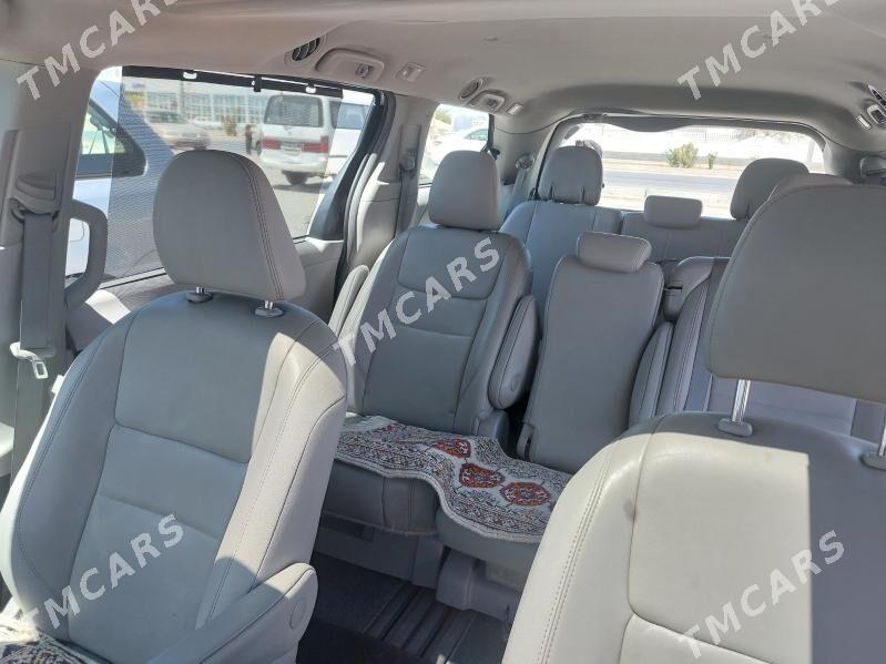 Toyota Sienna 2019 - 420 000 TMT - Теджен - img 3