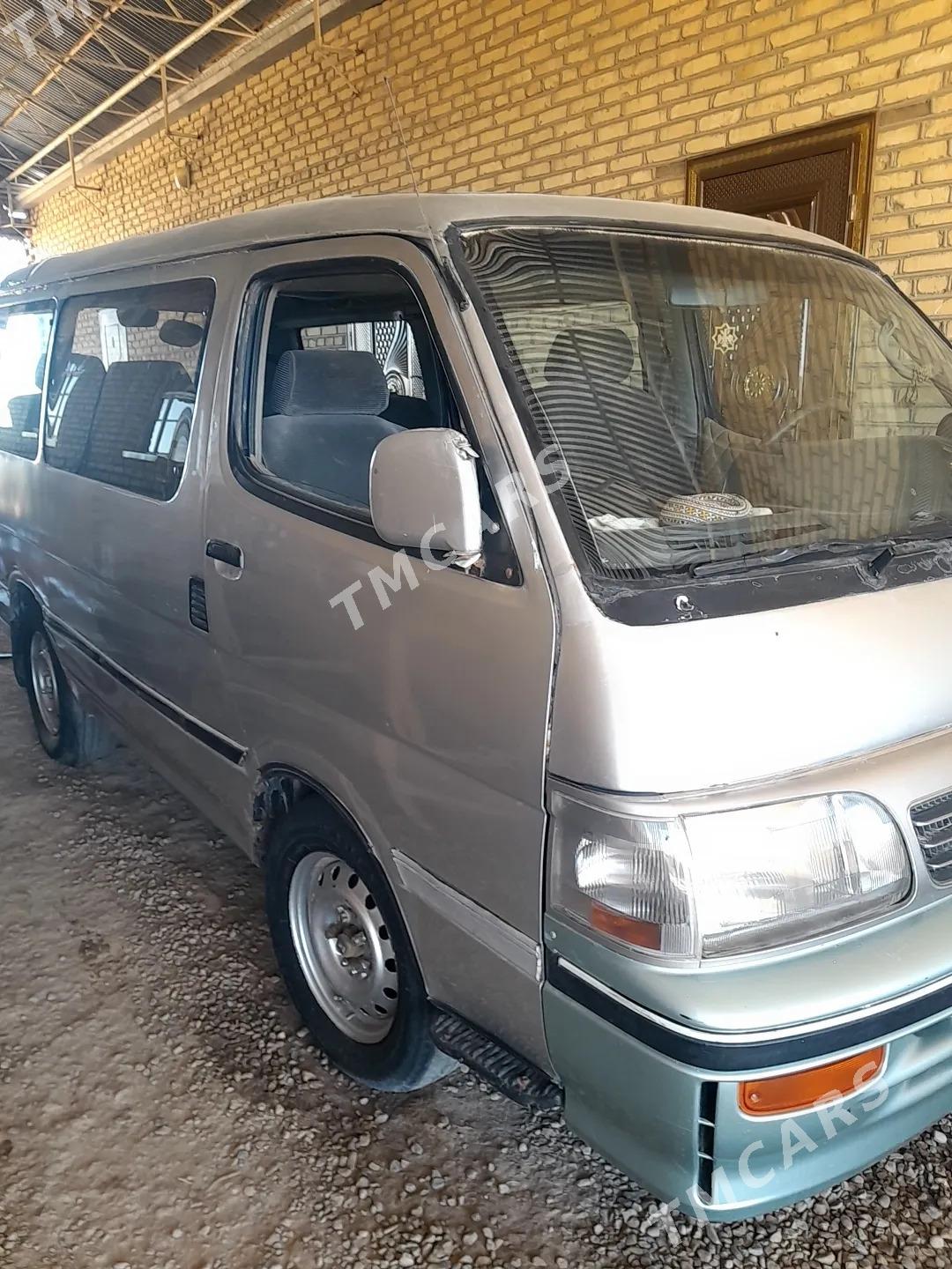 Toyota Hiace 1990 - 32 000 TMT - Murgap - img 2