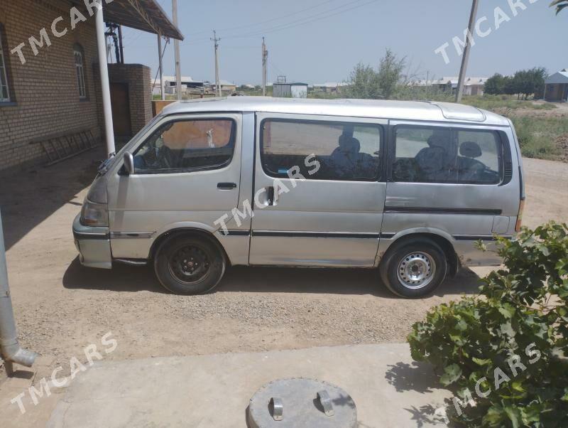 Toyota Hiace 1990 - 32 000 TMT - Murgap - img 4