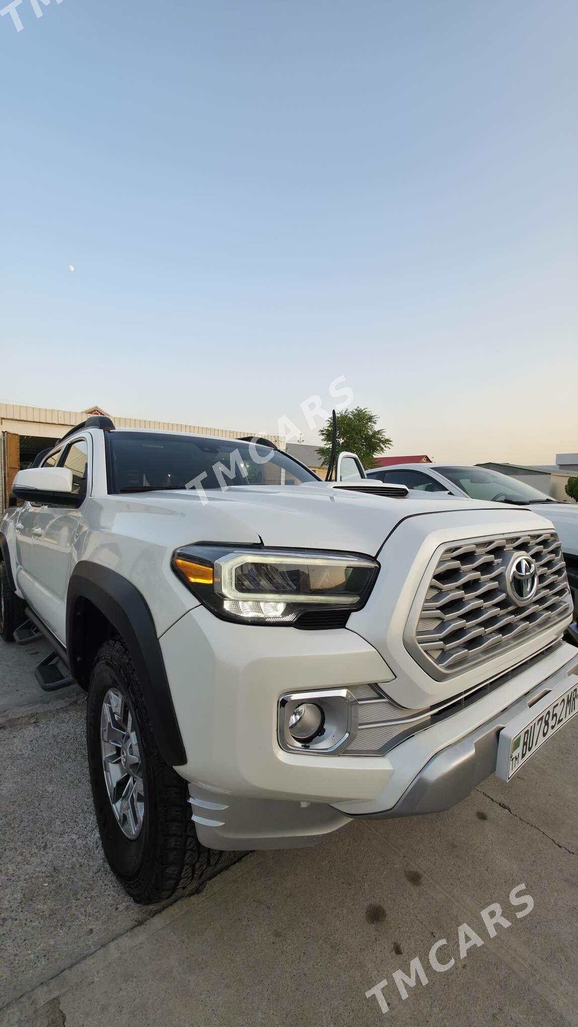 Toyota Tacoma 2021 - 375 000 TMT - Baýramaly - img 8