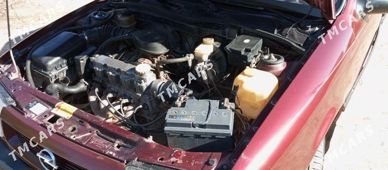 Opel Vectra 1989 - 45 000 TMT - Gurbansoltan Eje - img 6