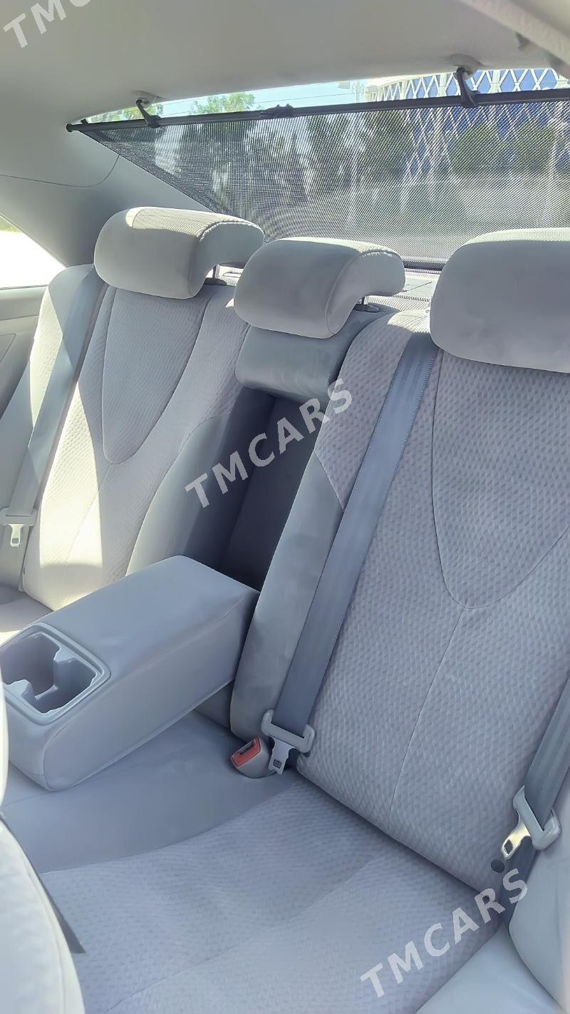 Toyota Camry 2010 - 220 000 TMT - Дашогуз - img 7