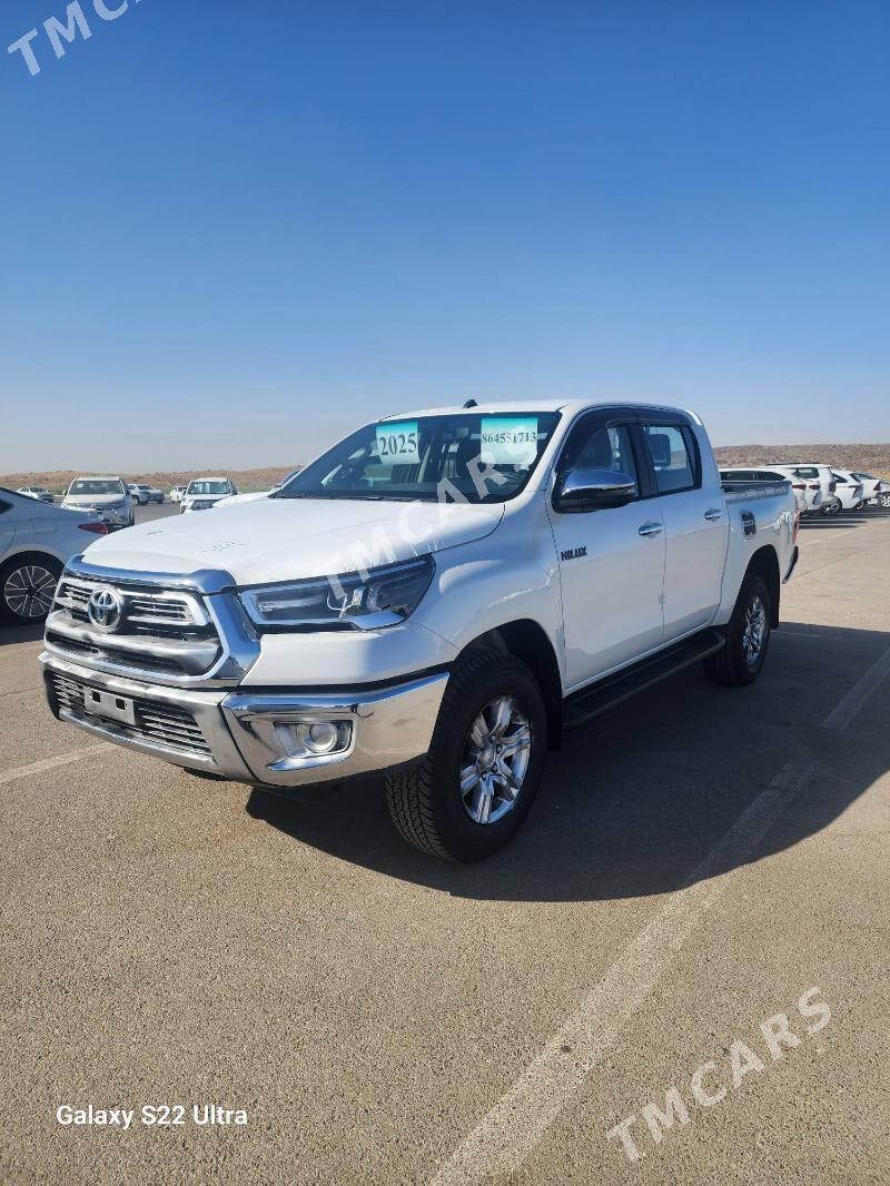 Toyota Hilux 2025 - 686 000 TMT - Aşgabat - img 3