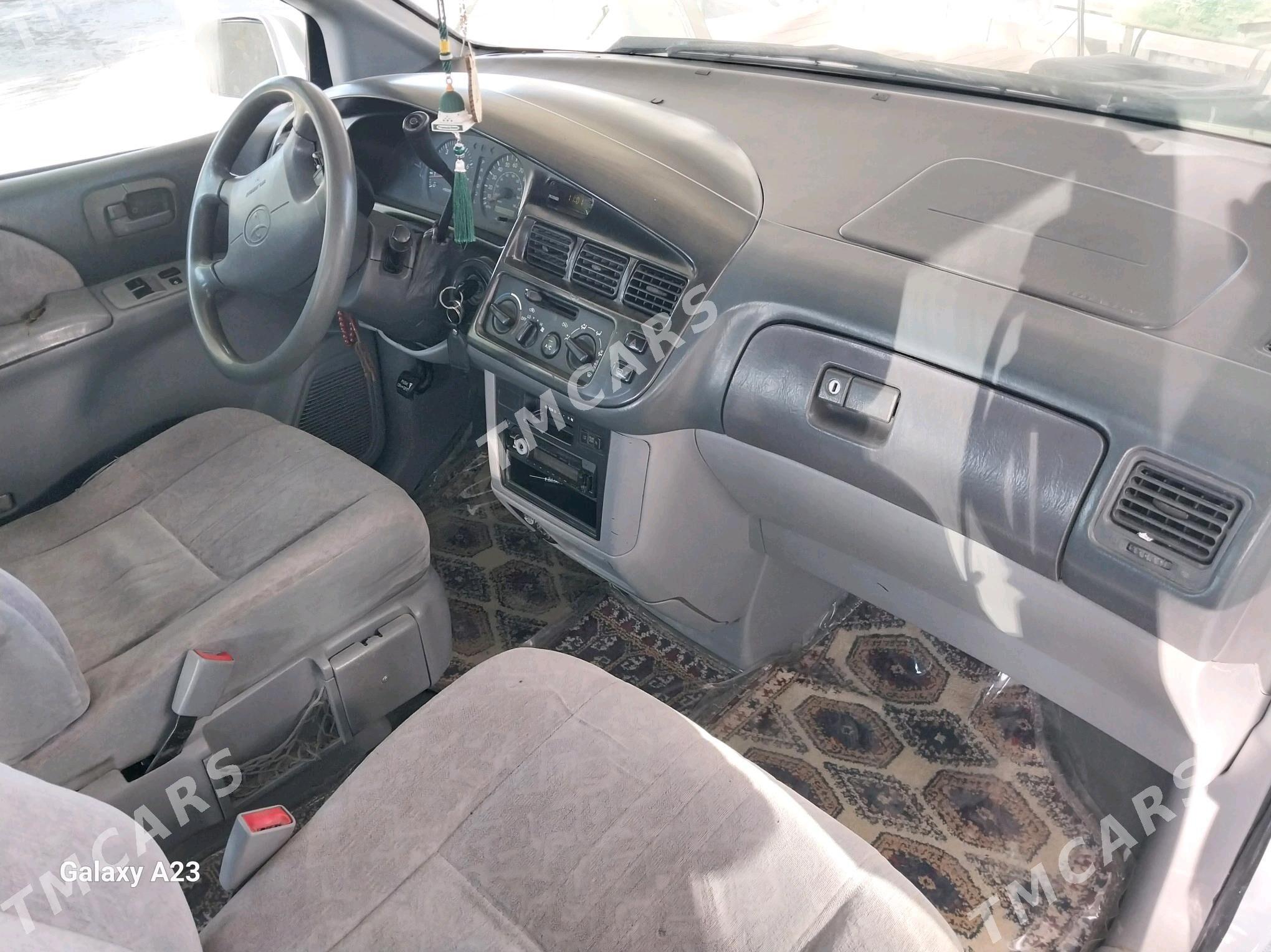 Toyota Sienna 2000 - 135 000 TMT - Гёкдепе - img 7