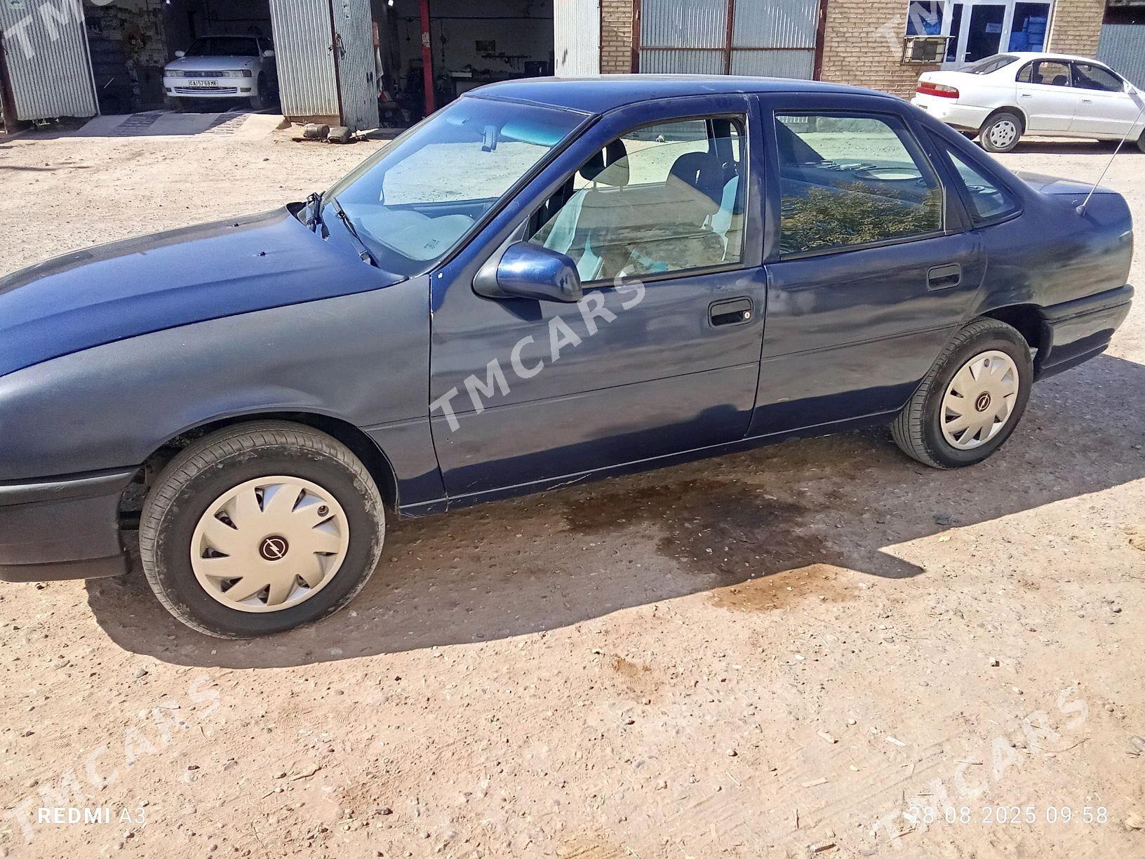 Opel Vectra 1992 - 25 000 TMT - Mary - img 7