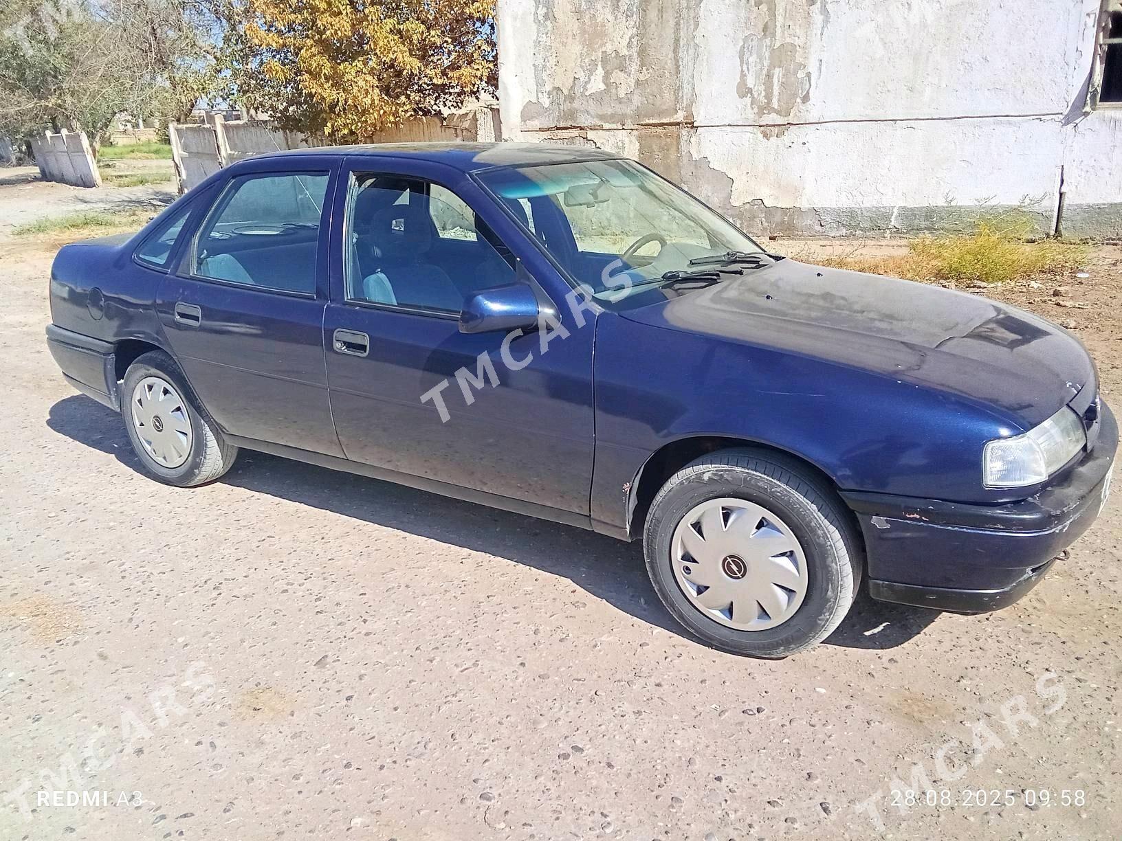Opel Vectra 1992 - 25 000 TMT - Mary - img 6