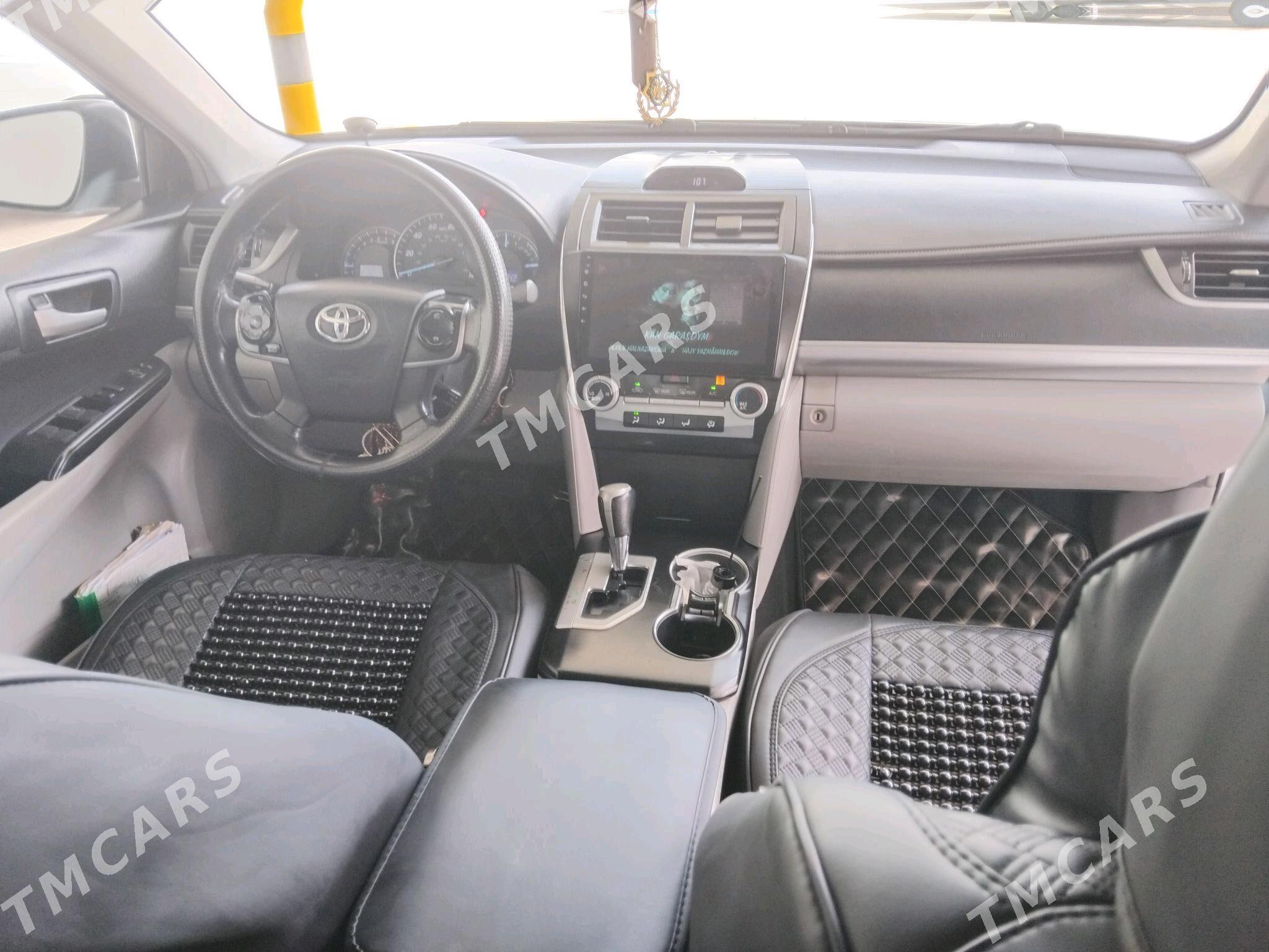 Toyota Camry 2013 - 240 000 TMT - Sarahs - img 4