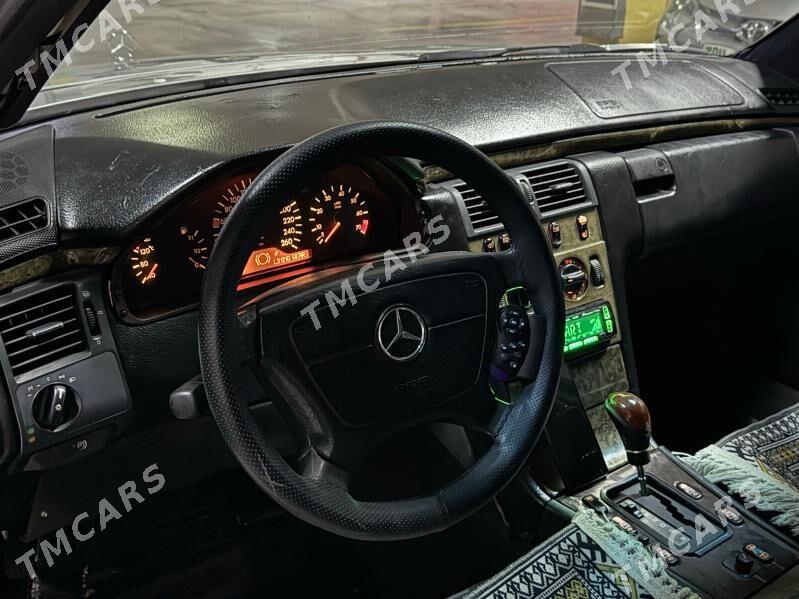Mercedes-Benz E320 1996 - 73 000 TMT - Ашхабад - img 6
